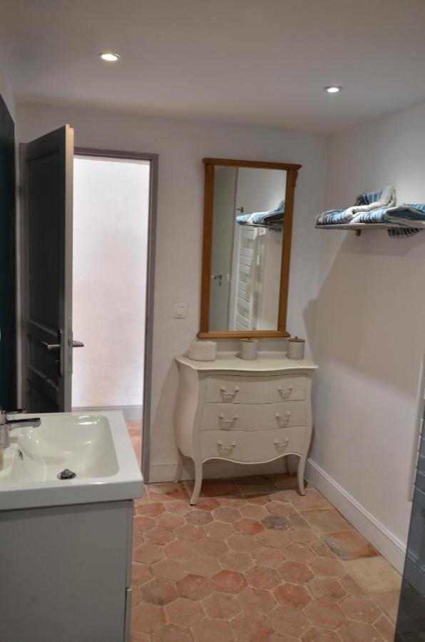 La Vigneraie Apartment Albiac ภายนอก รูปภาพ